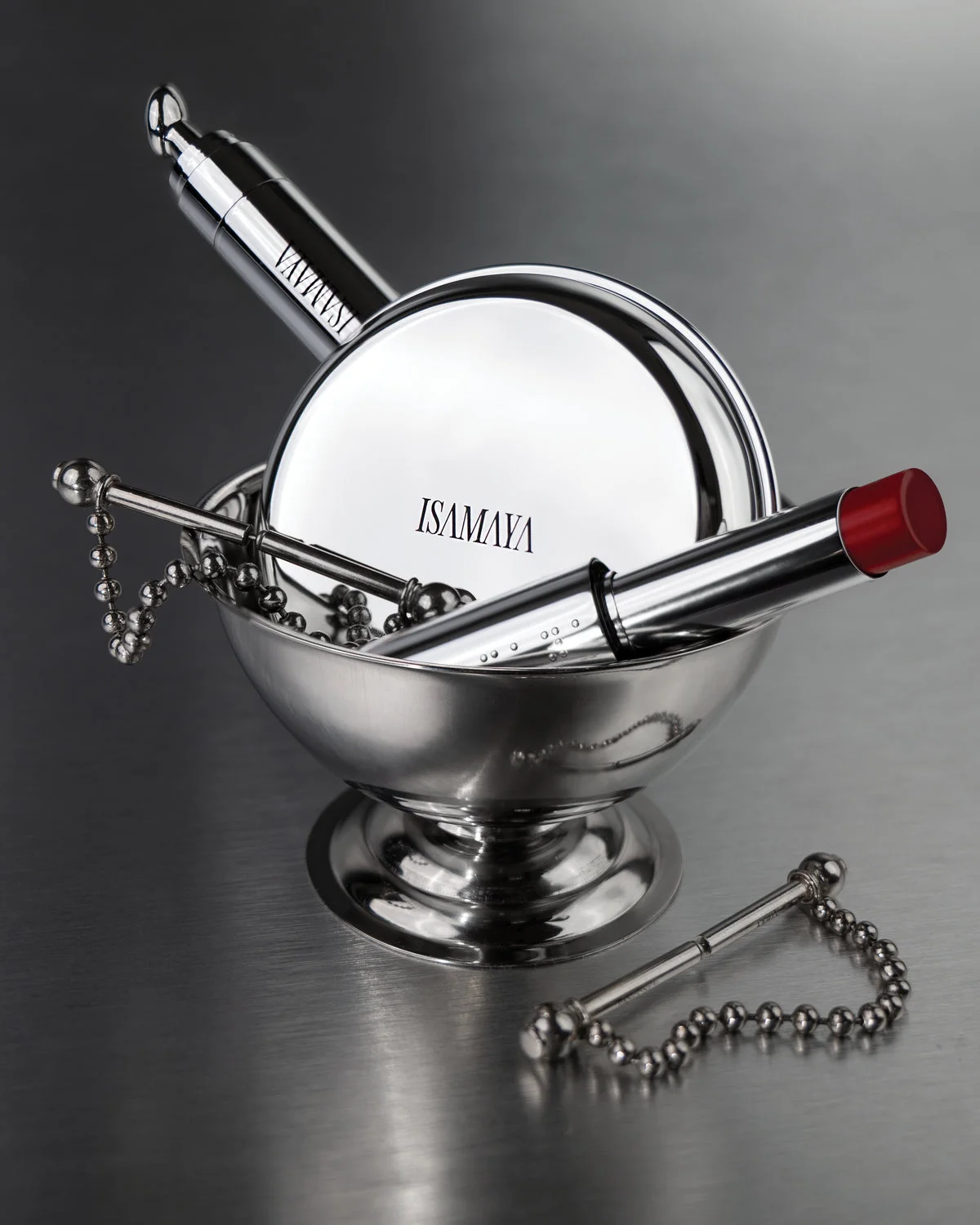 Isamaya gallery image 1